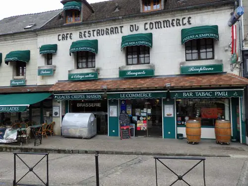 Food near Chateau de Pierrefonds