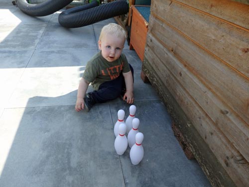 Playing Bowling