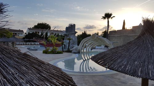 Pool view of a hotel in Majorca