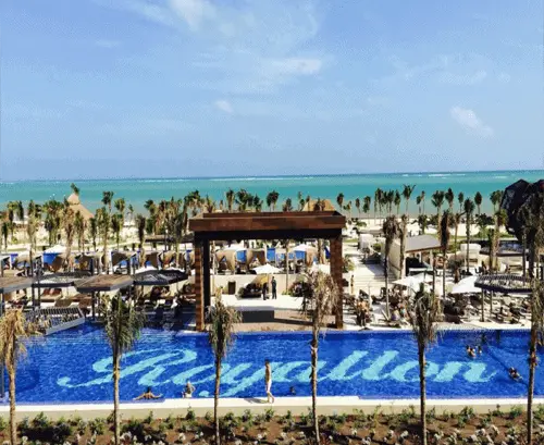 View of a swimming pool near the sea in Mexico