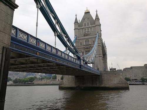  Tower Bridge