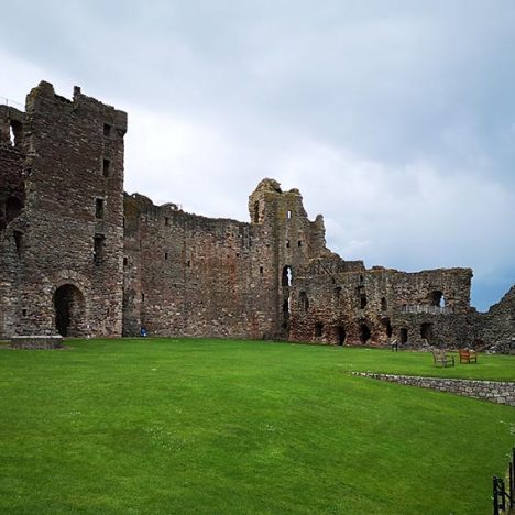 Tantallon Castle - Scottish Castle