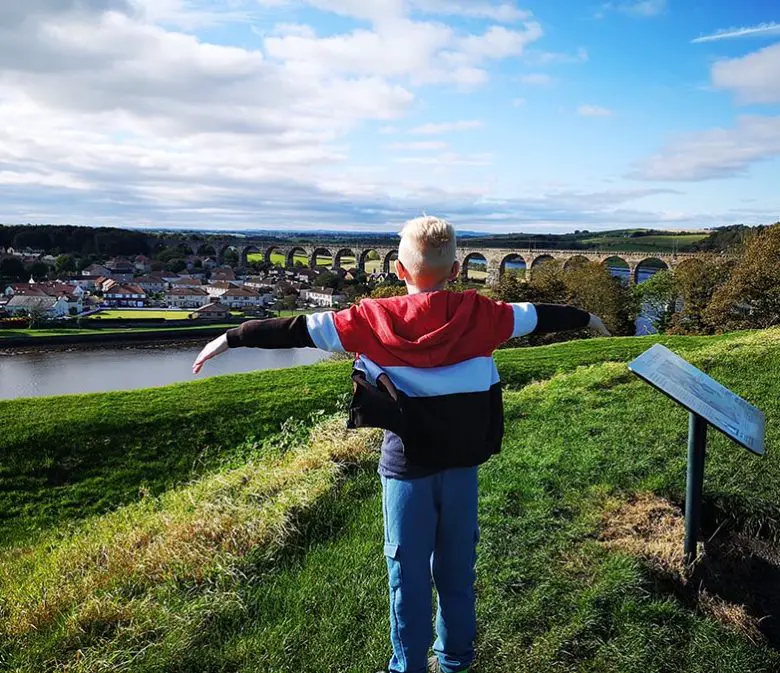 Child looking over Berwick-Upon-Tweed