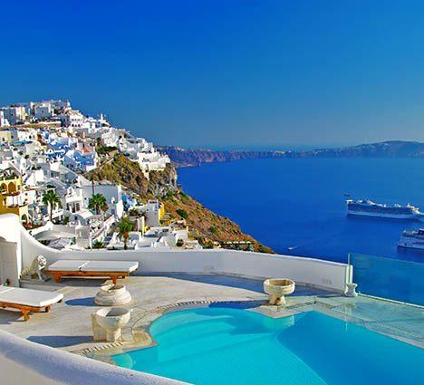 Cruise ships in Santorini