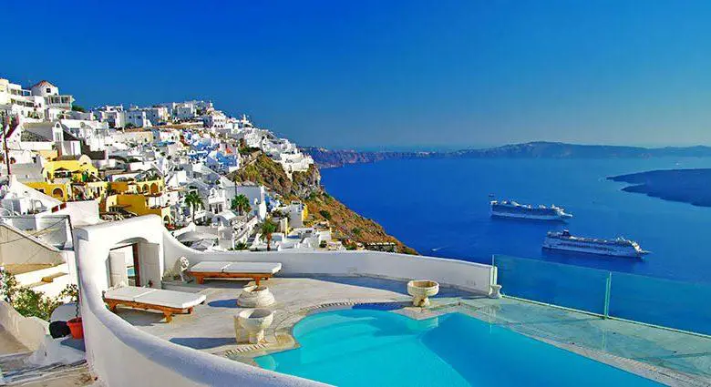 Cruise ships in Santorini